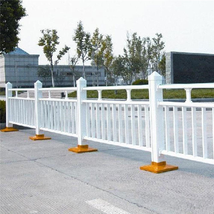 辽宁省不锈钢灯光护栏 不锈钢波形丝绳河道护栏 规格齐全厂家直供贵和图片